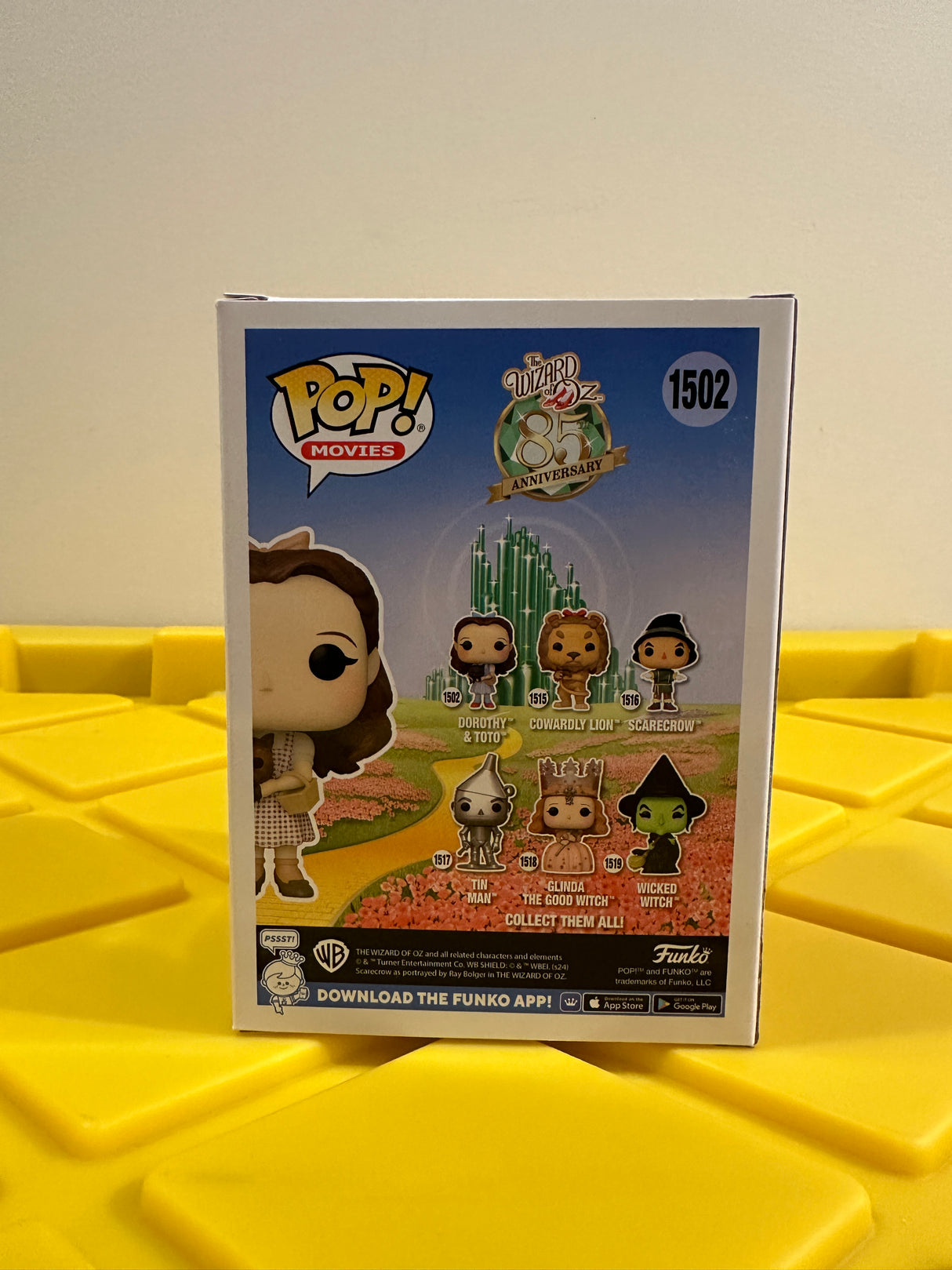 Funko POP! Dorothy & Toto - Limited Edition Funko Shop Exclusive