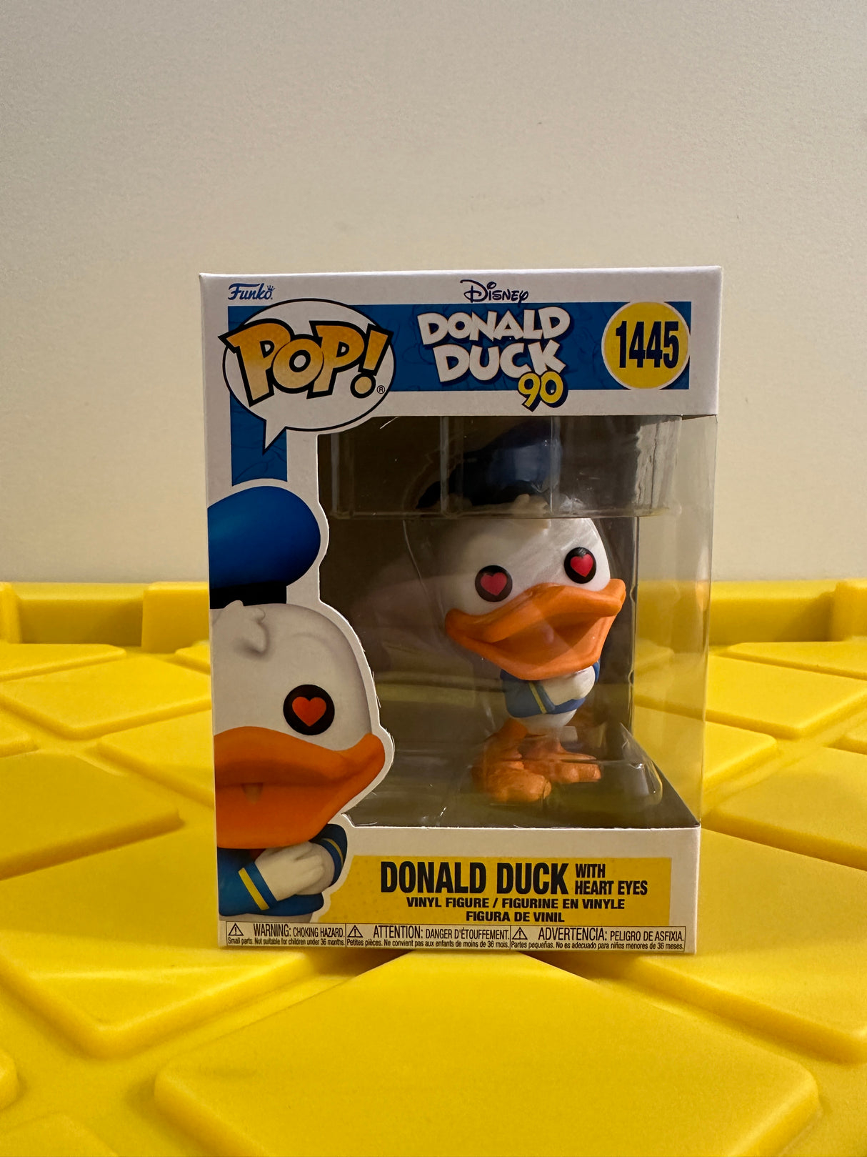 Funko POP! Donald Duck with Heart Eyes