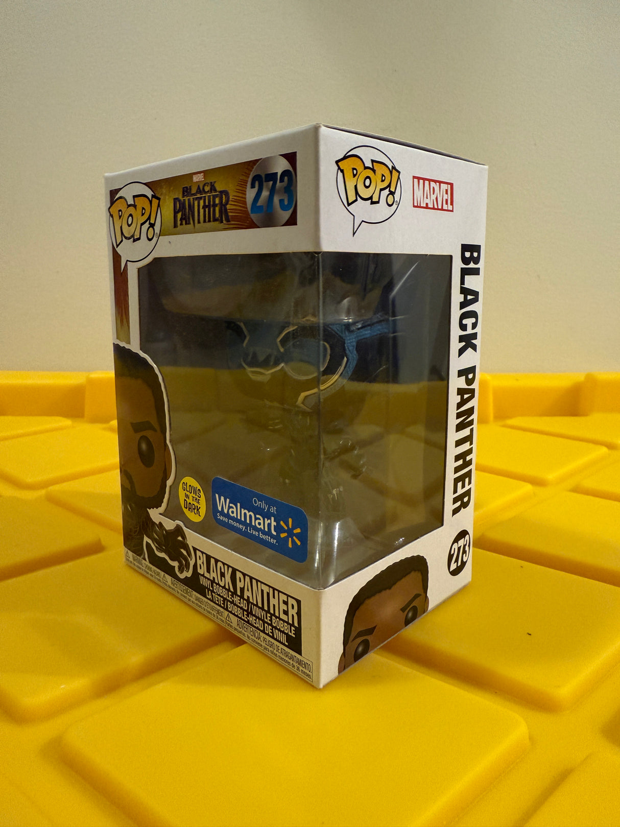 Funko POP! Black Panther (Glow) - Limited Edition Walmart Exclusive