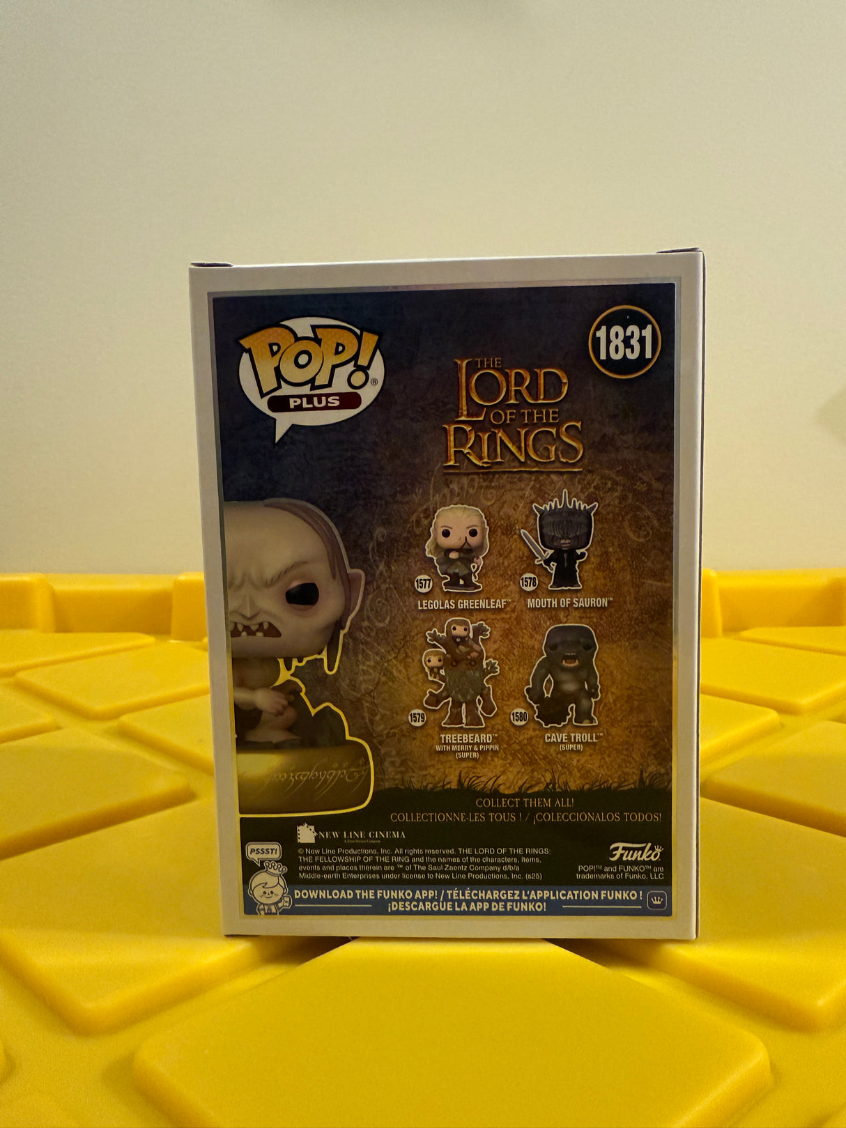 Funko POP! Plus Gollum (Glow)