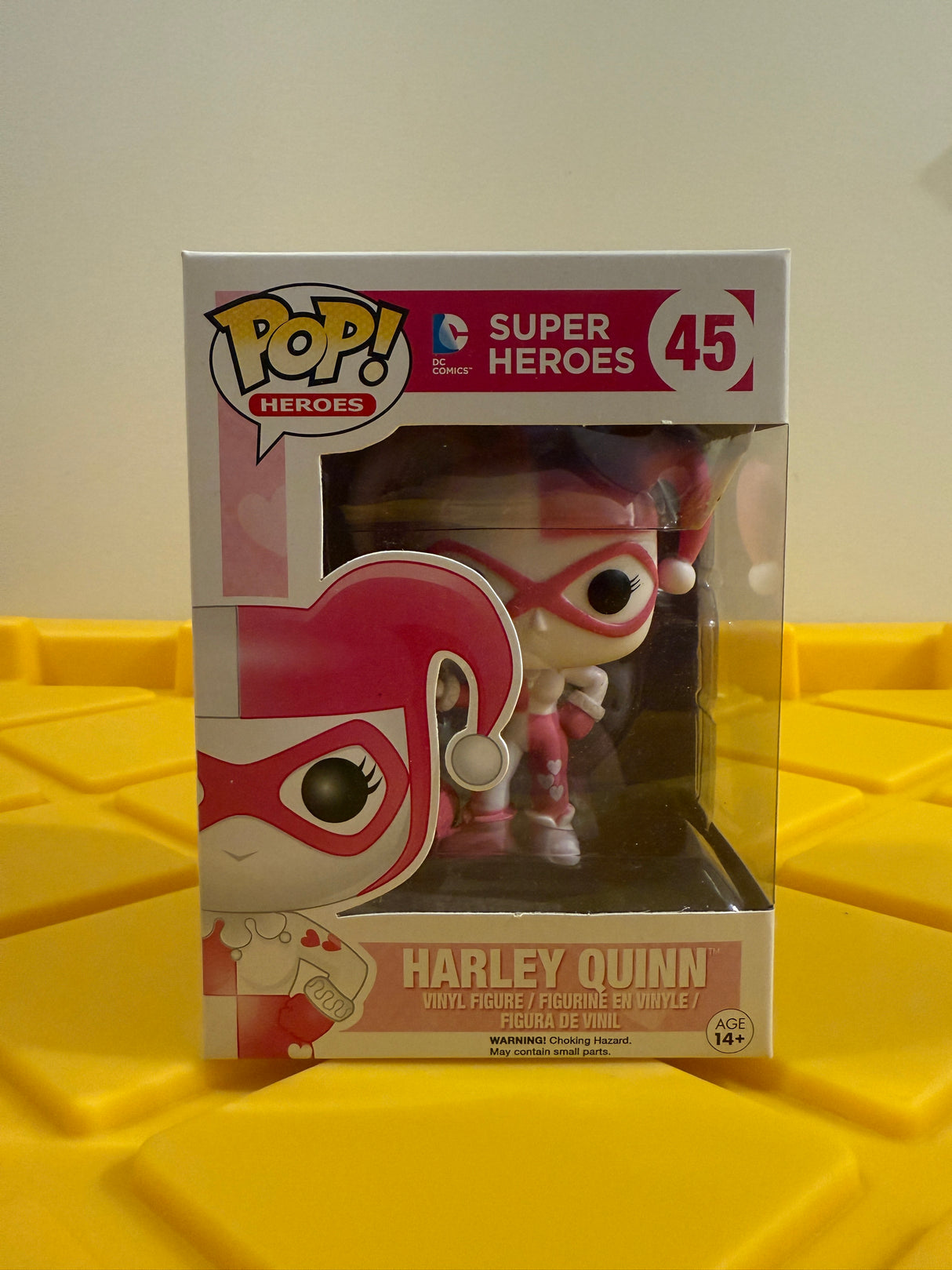 Funko POP! Harley Quinn (Pink)