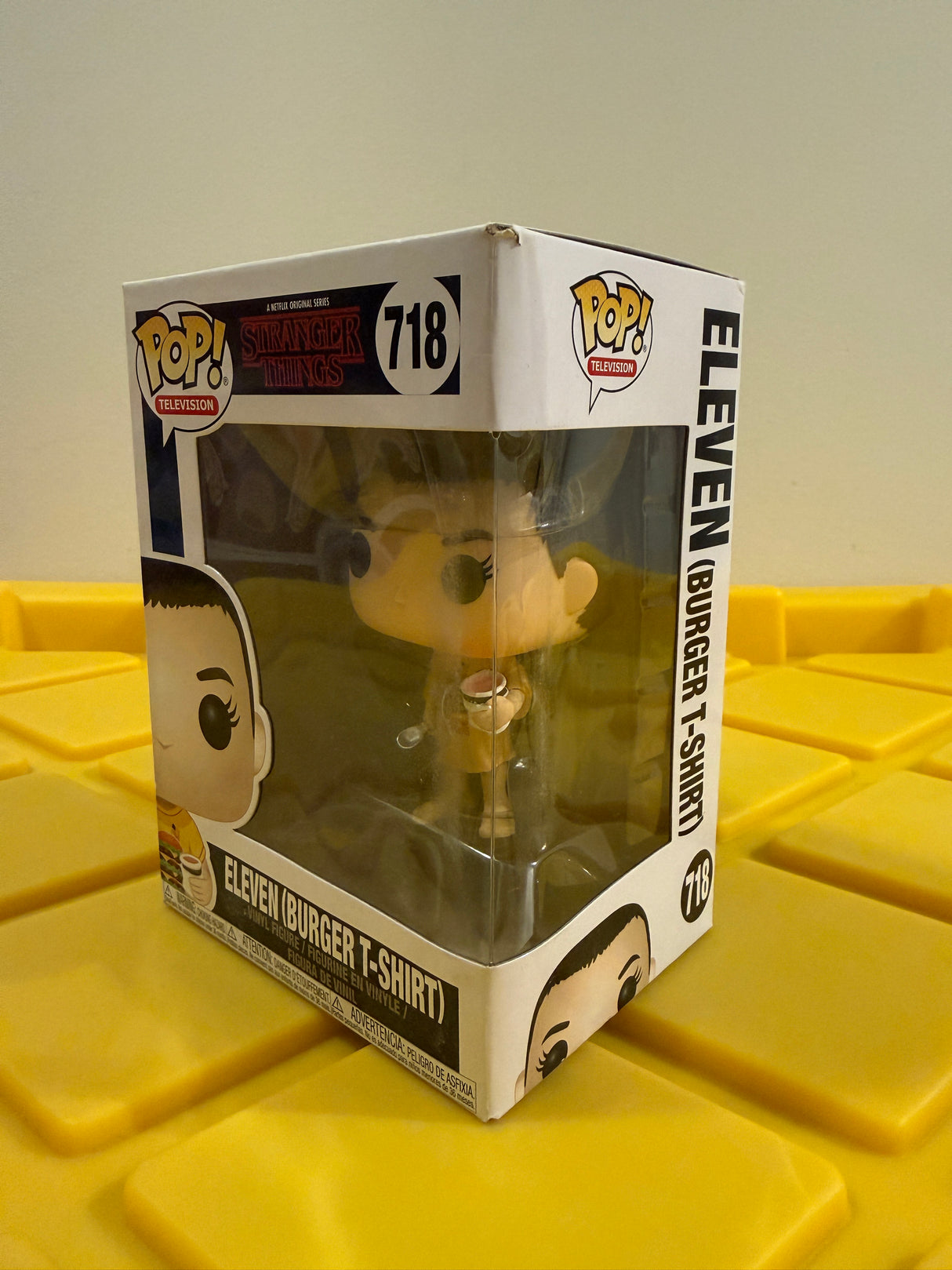 Funko POP! Eleven (Burger T-Shirt)