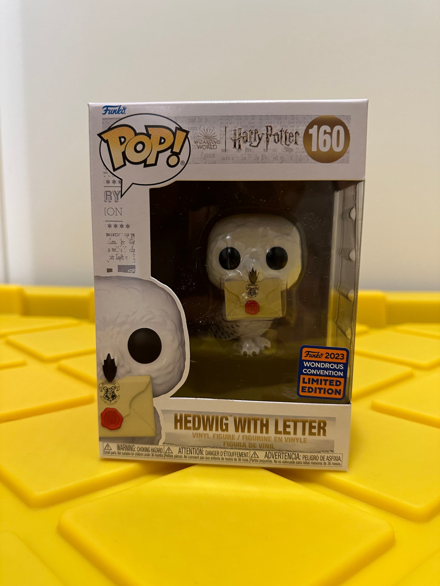 Hedwig With Letter Harry Potter Funko POP! Official WonderCon