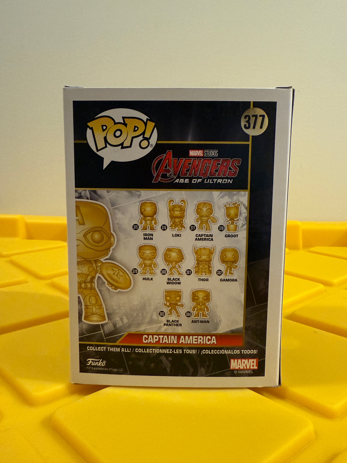 Funko POP! Captain America (Gold Chrome)