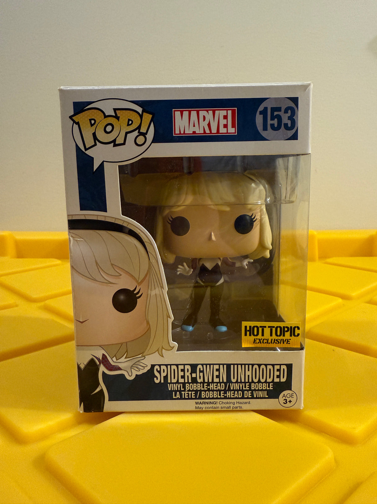 Funko POP! Spider-Gwen Unhooded - Limited Edition Hot Topic Exclusive