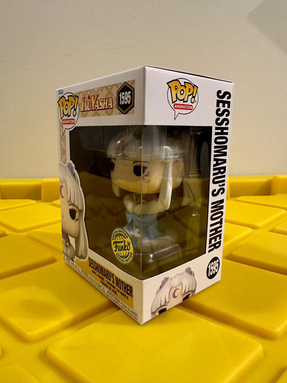 Funko POP! Sesshomaru's Mother - Limited Edition Special Edition Exclusive