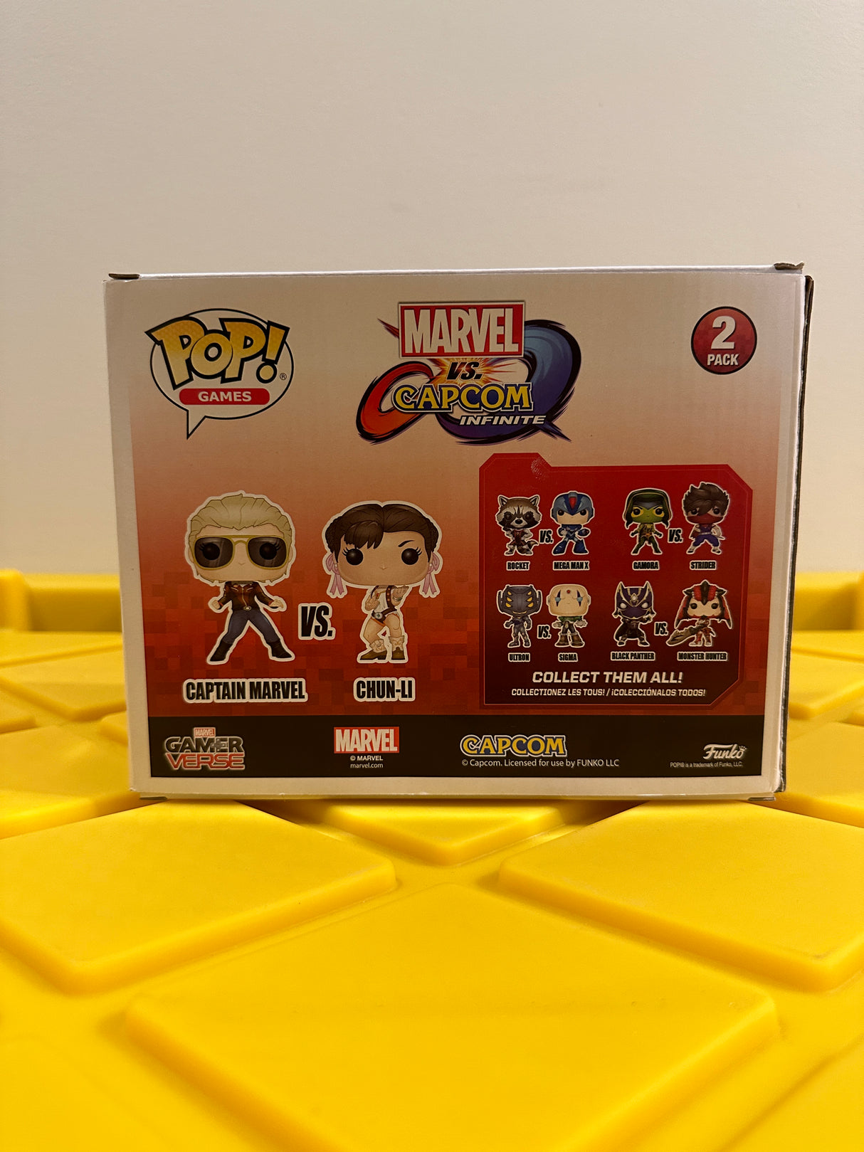 Funko POP! Captain Marvel vs Chun-Li (2-Pack)