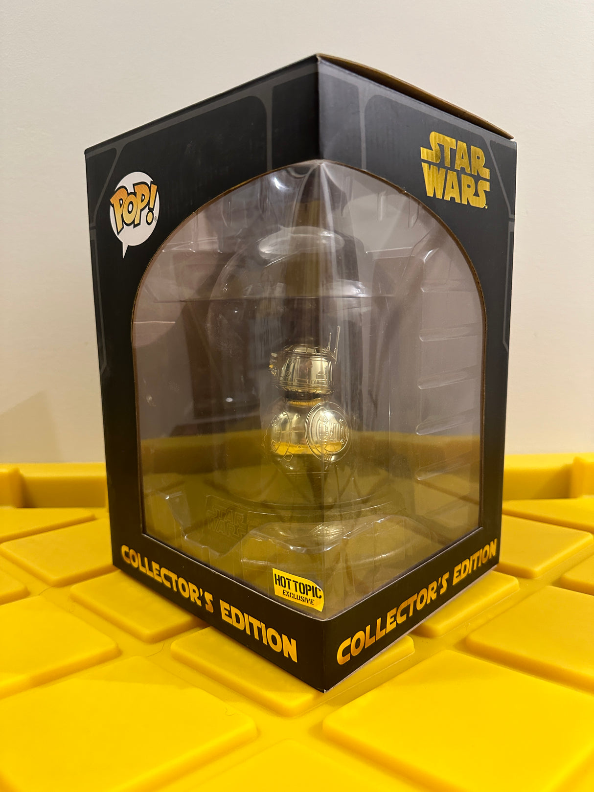 Funko POP! BB-8 (Gold) - Limited Edition Hot Topic Exclusive