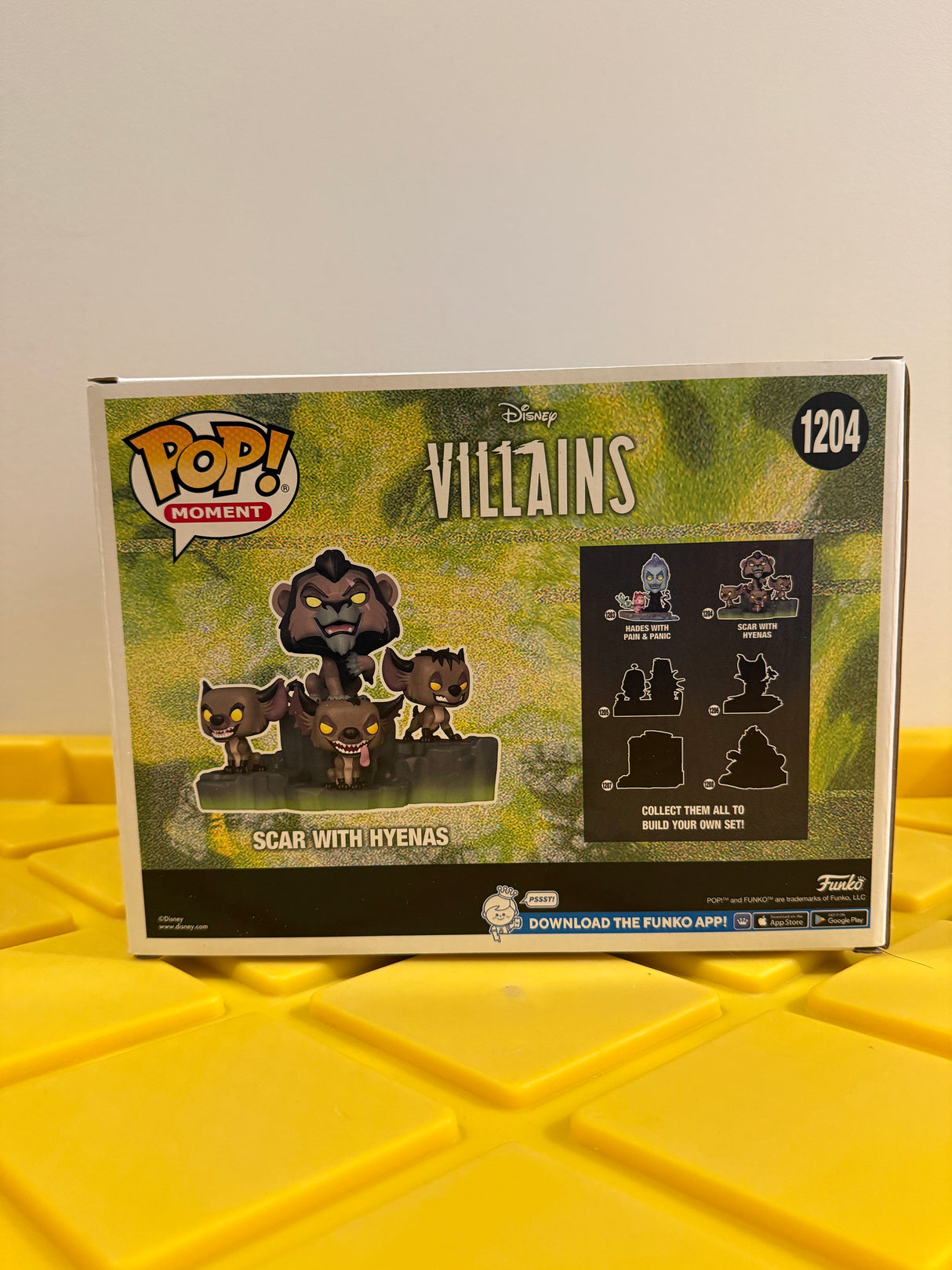 Funko POP! Villains Assemble: Scar with Hyenas - Limited Edition Hot Topic Exclusive