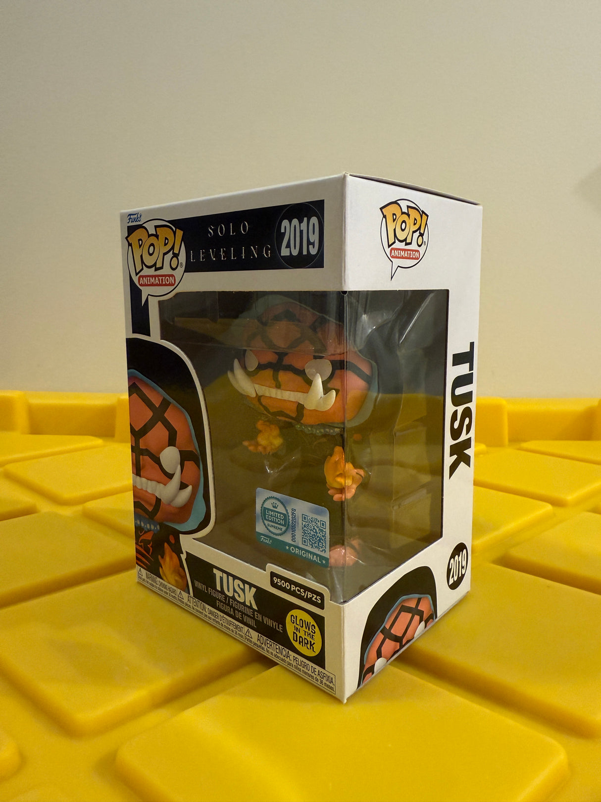 Funko POP! Tusk (Glow) (L.E. 9500) - Limited Edition Supreme