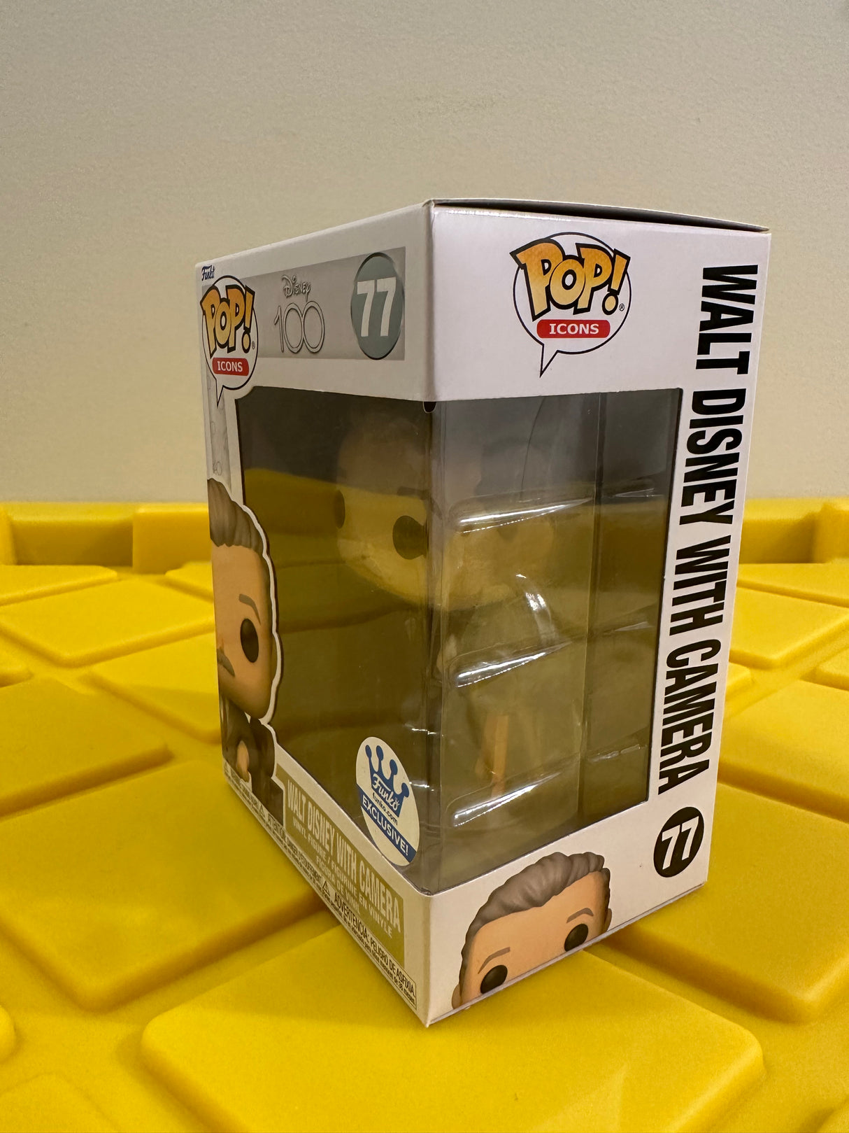 Funko POP! Walt Disney with Camera - Limited Edition Funko Shop Exclusive