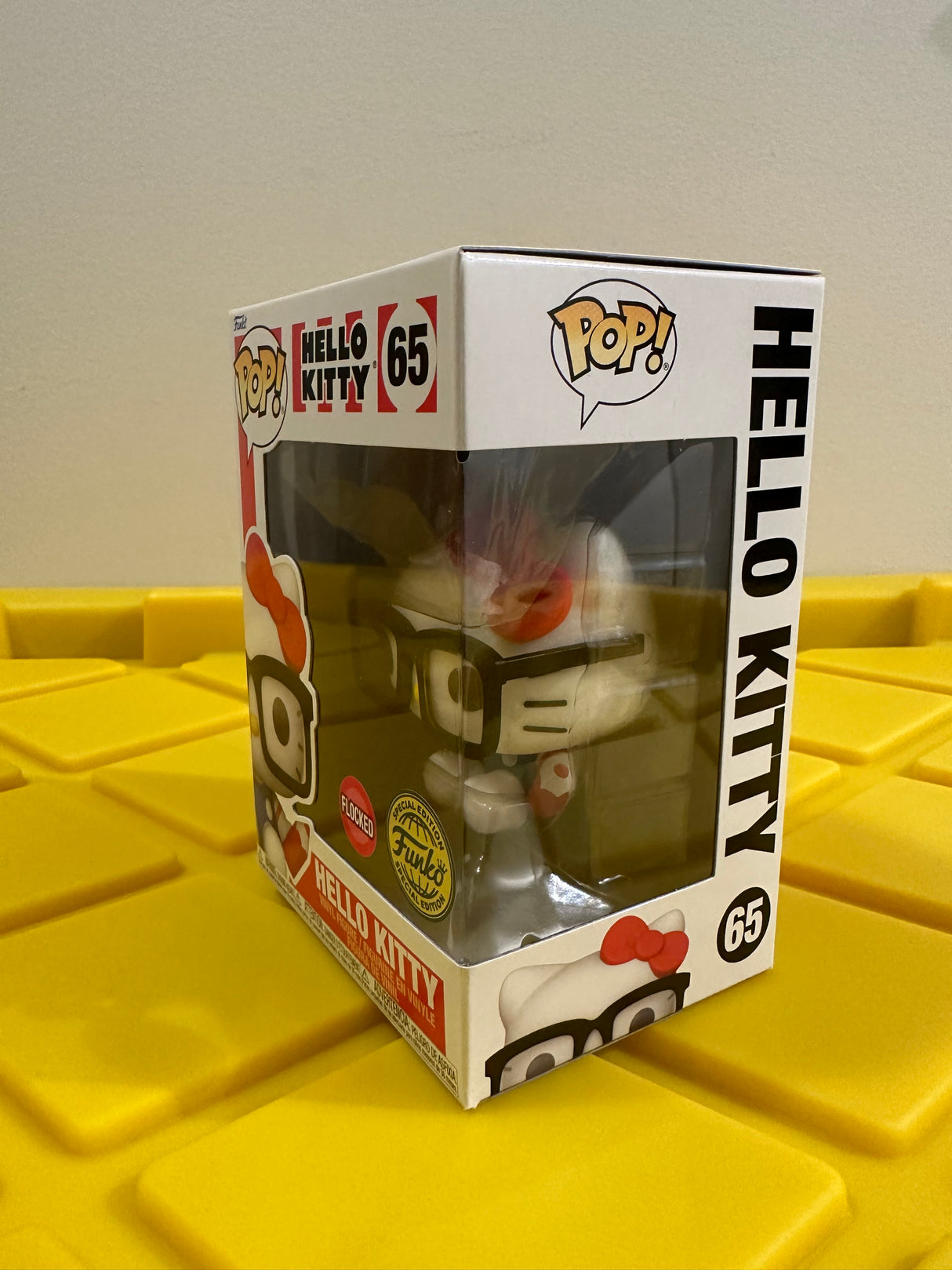 Hello Kitty (Flocked) - Limited Edition Special Edition Exclusive