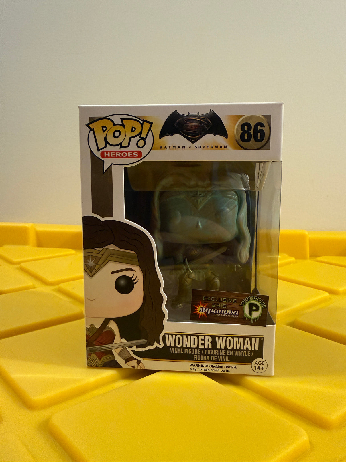 Funko POP! Wonder Woman (Patina) - Limited Edition Supernova Exclusive