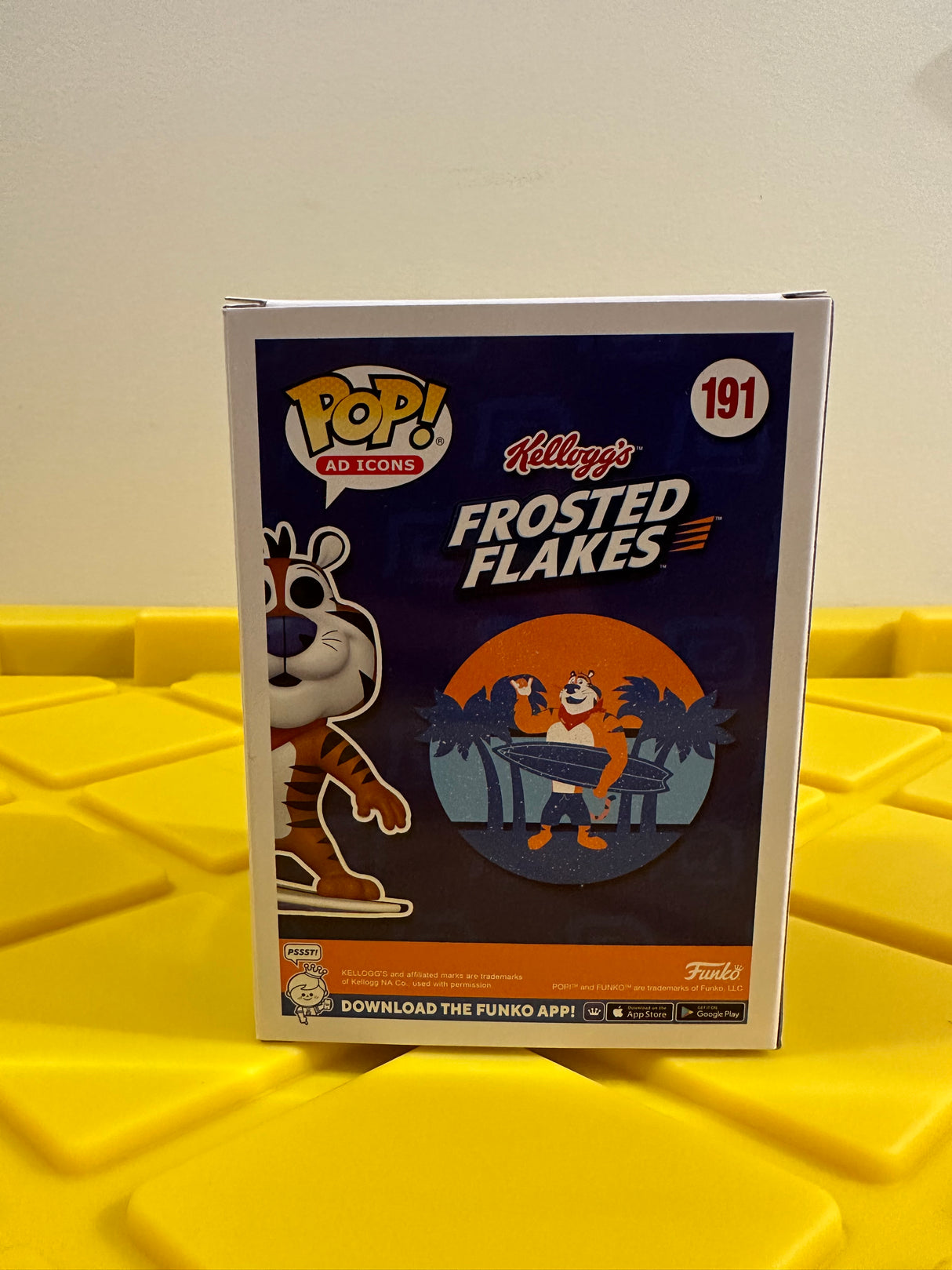 Funko POP! Tony the Tiger Surfing - Limited Edition 2023 SDCC Exclusive