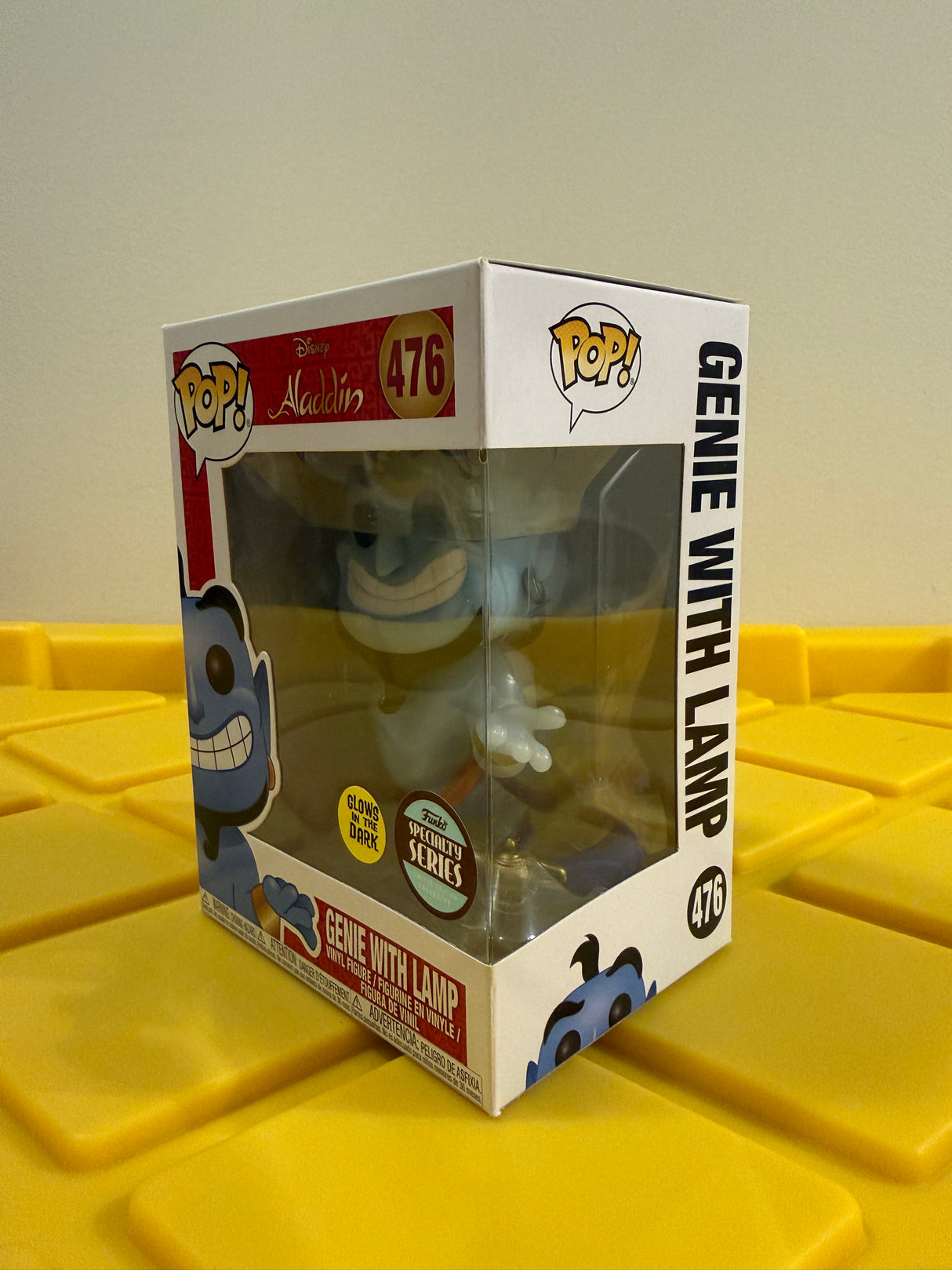 Funko POP! Genie with Lamp (Glow) - Limited Edition Specialty Series Exclusive