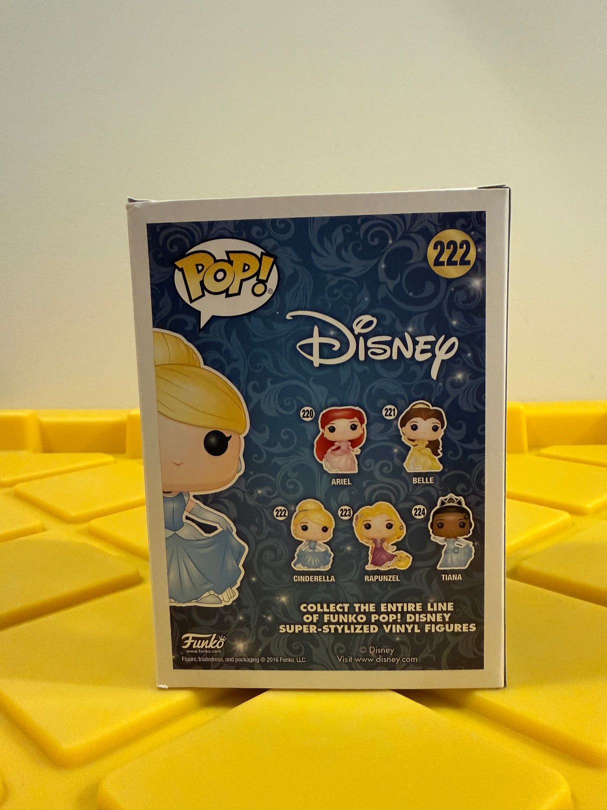 Funko POP! Cinderella (Glitter) - Limited Edition Walmart Exclusive