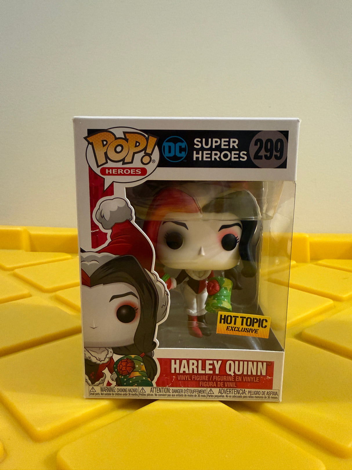 Funko POP! Harley Quinn - Limited Edition Hot Topic Exclusive