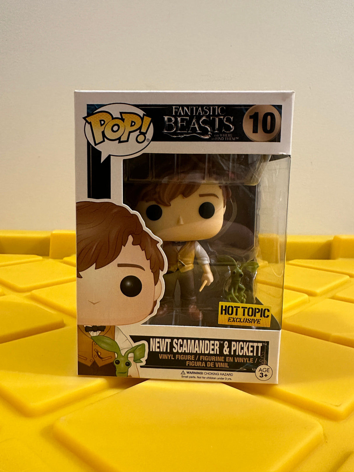 Funko POP! Newt Scamander & Pickett - Limited Edition Hot Topic Exclusive