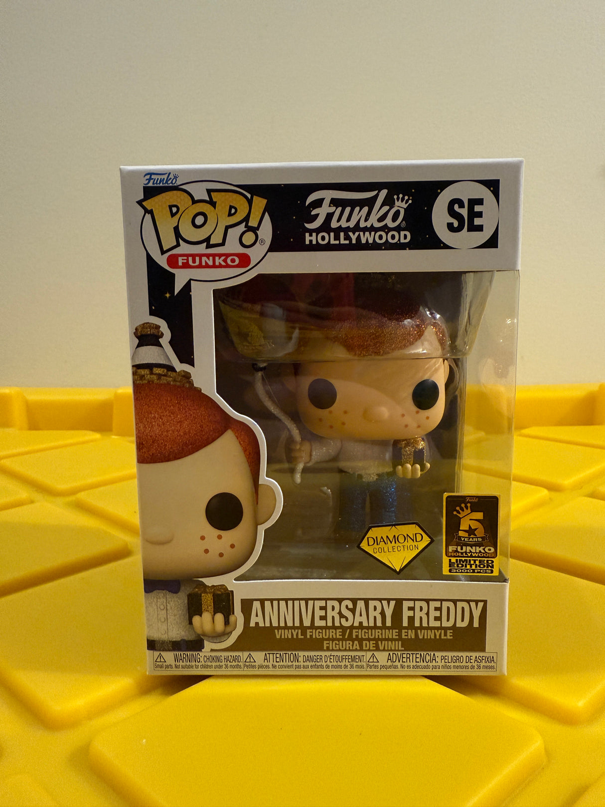 Funko POP! Anniversary Freddy (Diamond) (L.E. 3000) - Limited Edition Funko Hollywood Exclusive