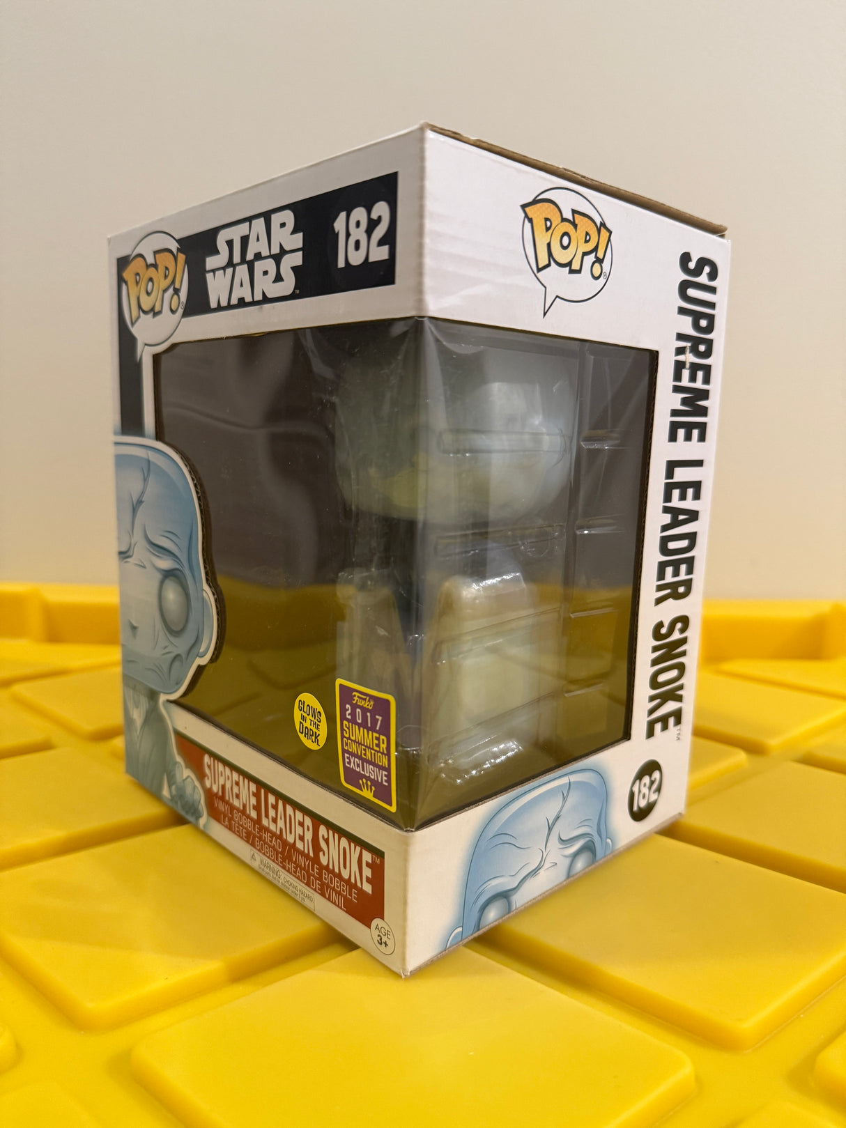 Funko POP! 6" Supreme Leader Snoke (Glow) - Limited Edition 2022 SDCC Exclusive