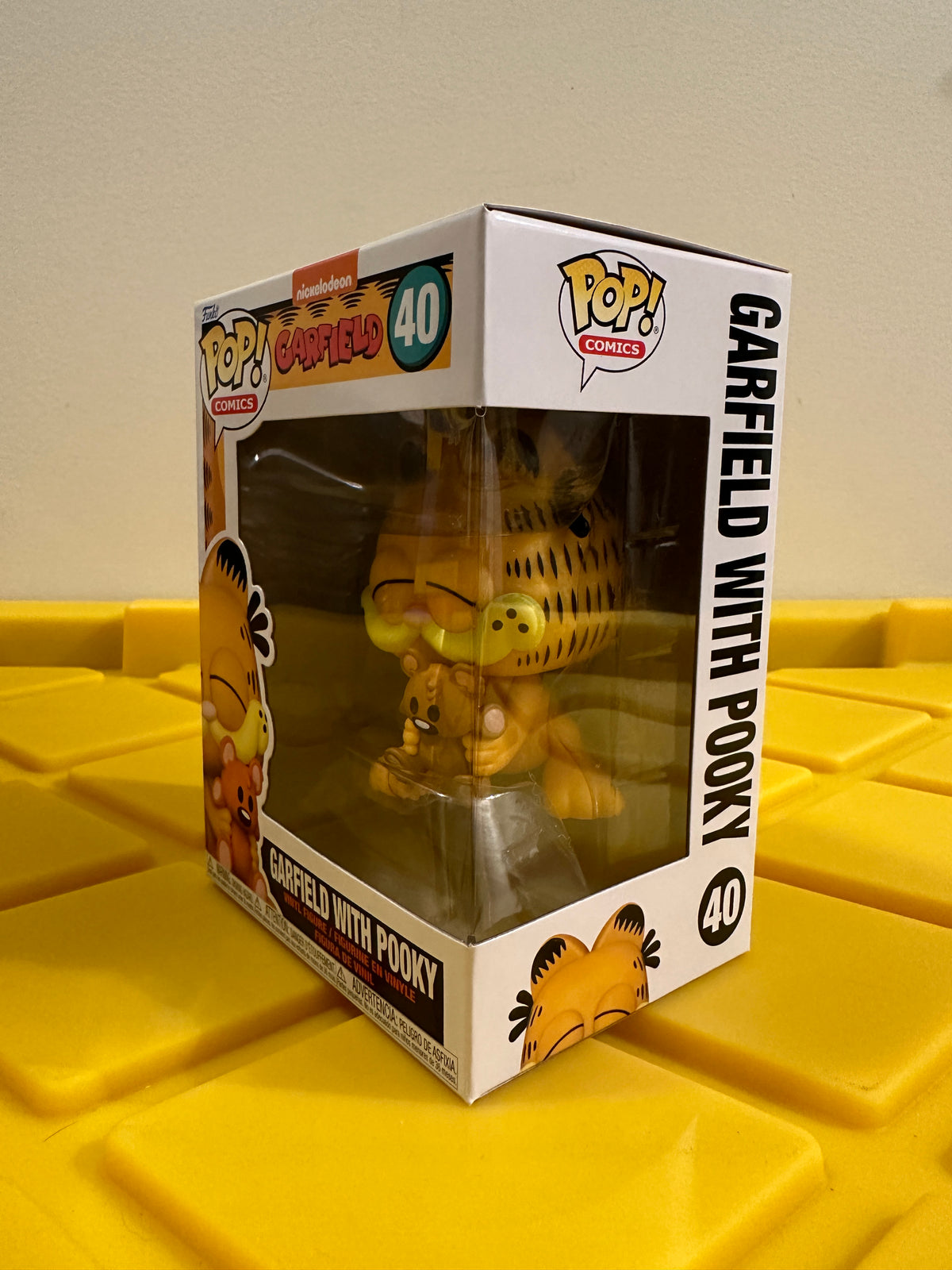Garfield with Pooky