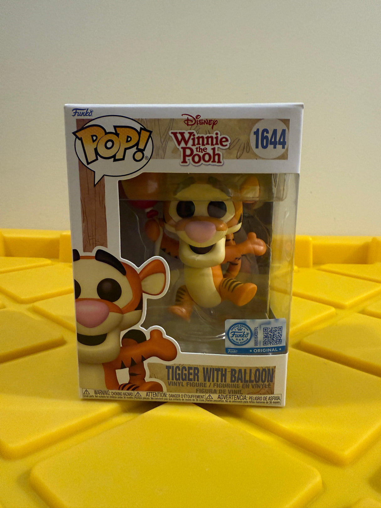 Funko POP! Tigger with Balloon - Limited Edition Disney Exclusive