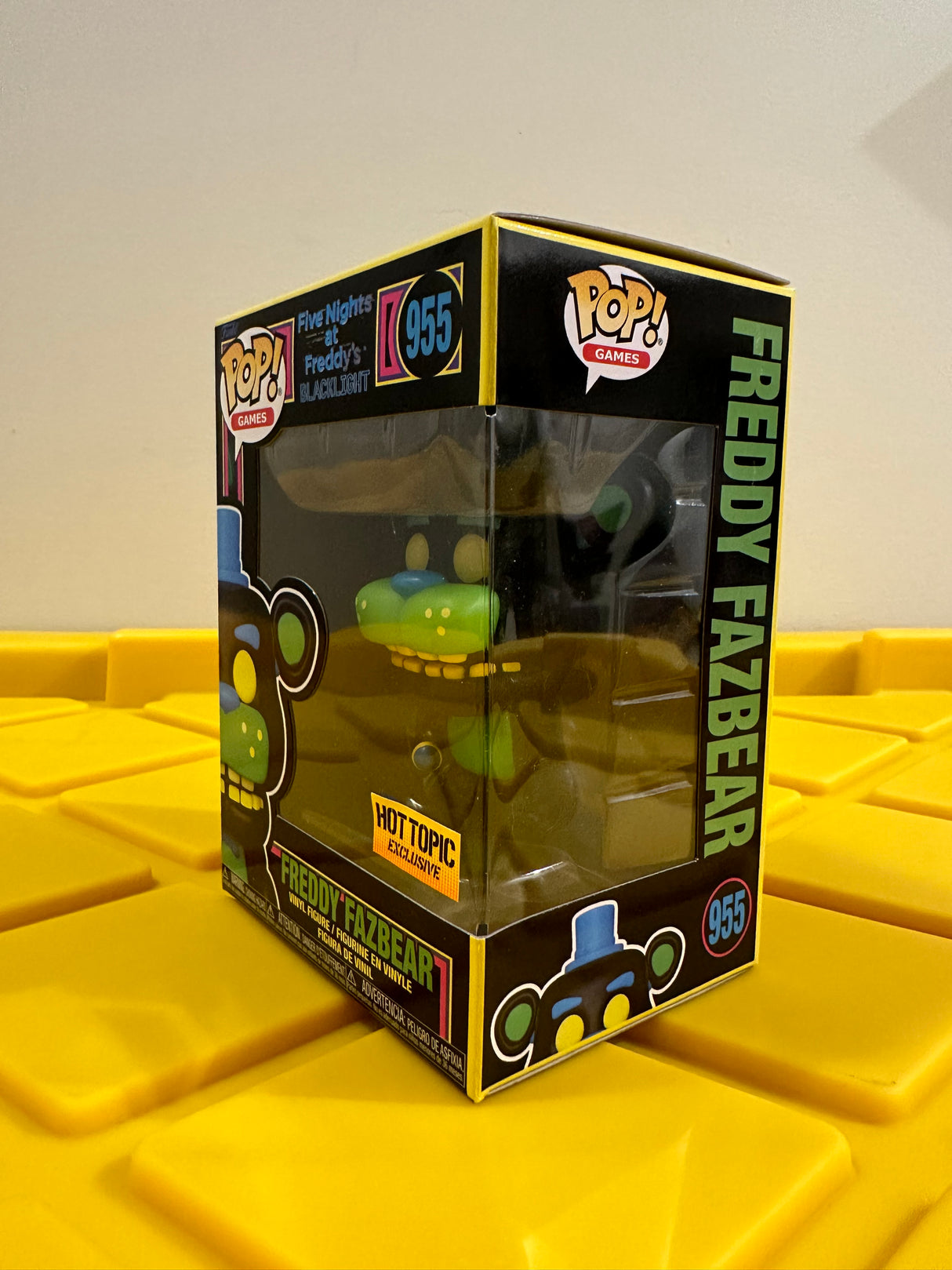 Funko POP! Freddy Fazbear (Black Light) - Limited Edition Hot Topic Exclusive