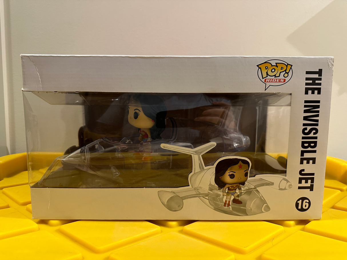 Funko POP! The Invisible Jet with Wonder Woman (Rides)