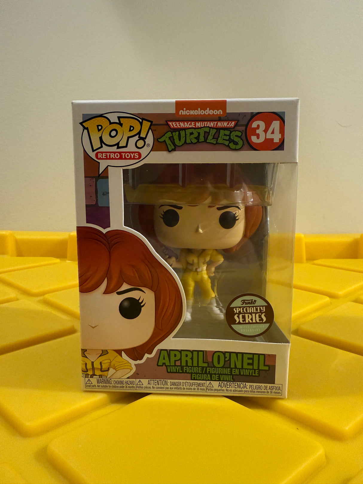 April O'Neil - Limited Edition Specialty Series Exclusive