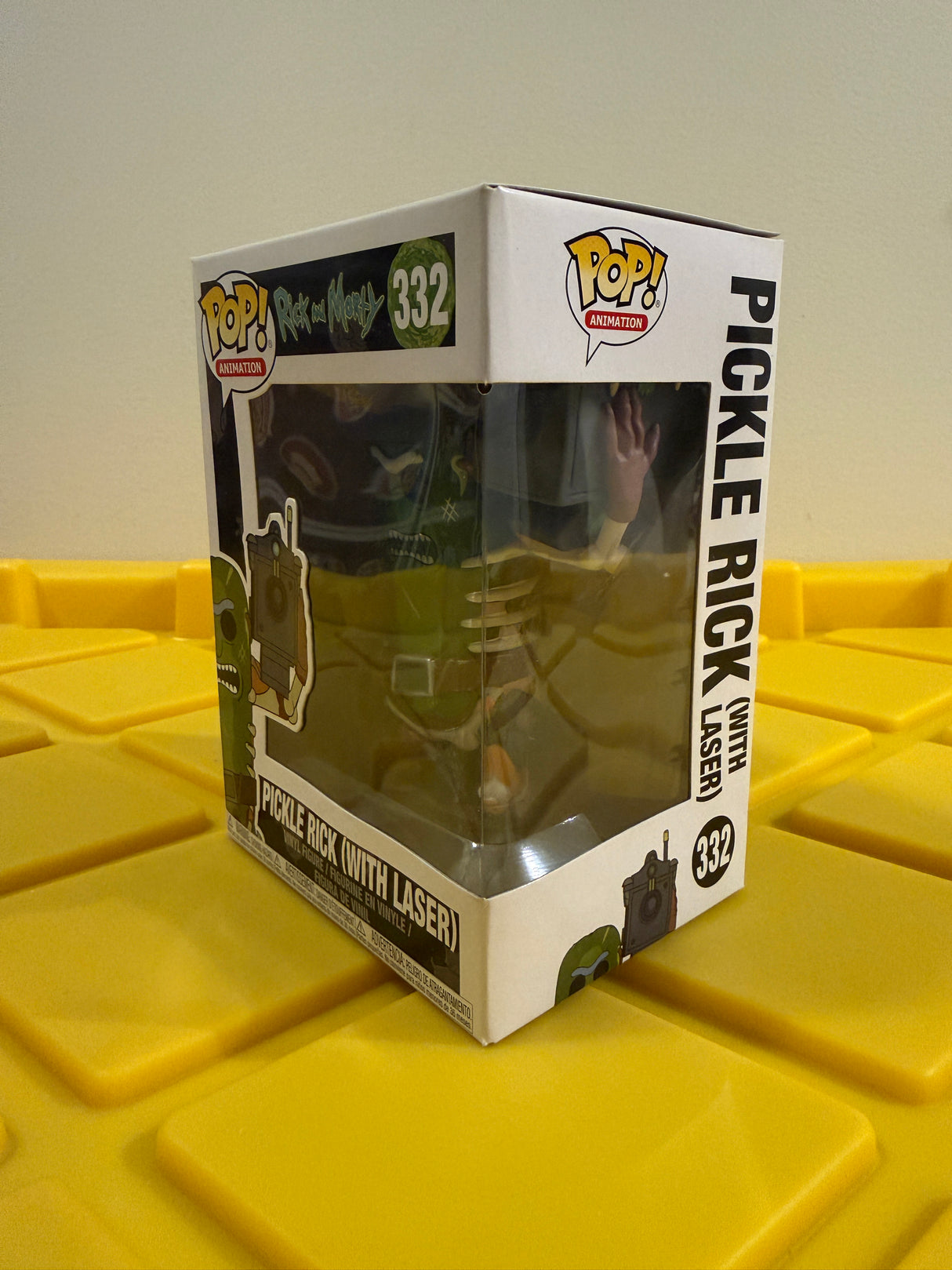 Funko POP! Pickle Rick (with Laser)