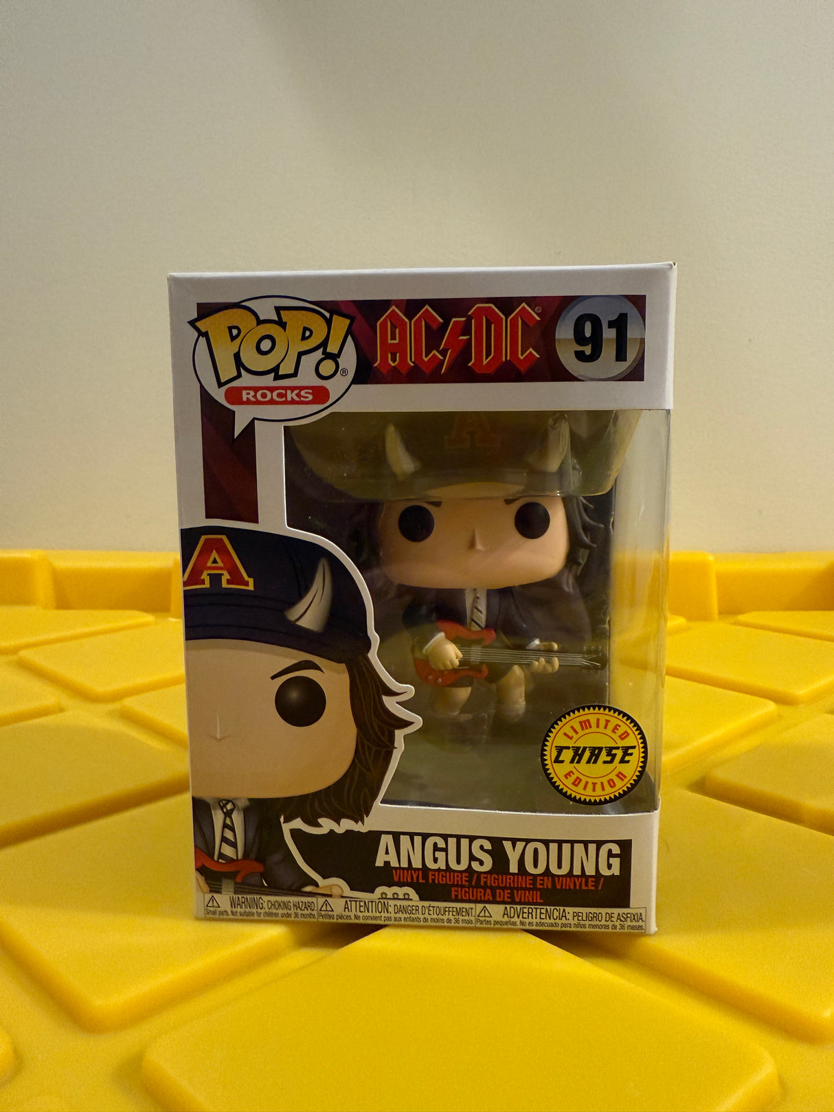 Funko POP! Angus Young - Limited Edition Chase
