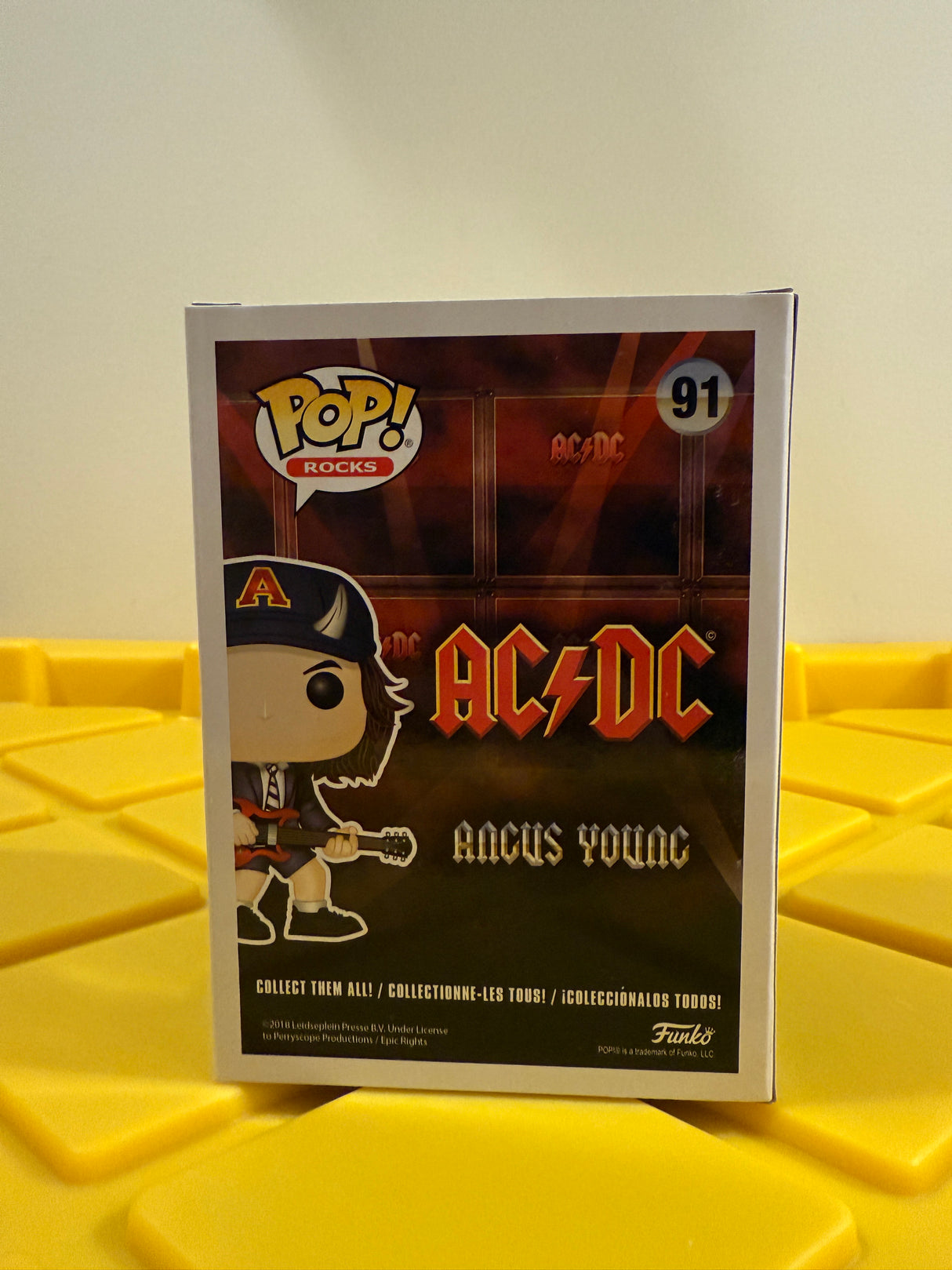 Funko POP! Angus Young - Limited Edition Chase