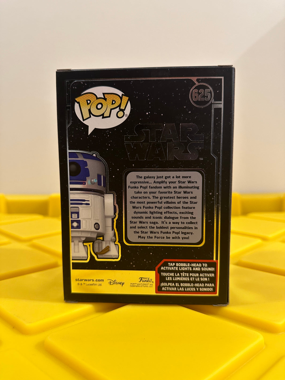 Funko POP! R2-D2 (Lights & Sound) - Limited Edition Funko Shop Exclusive