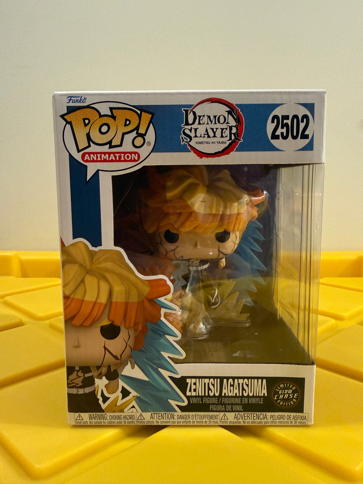 Funko POP! Premium Zenitsu Agatsuma (Glow) - Limited Edition Chase