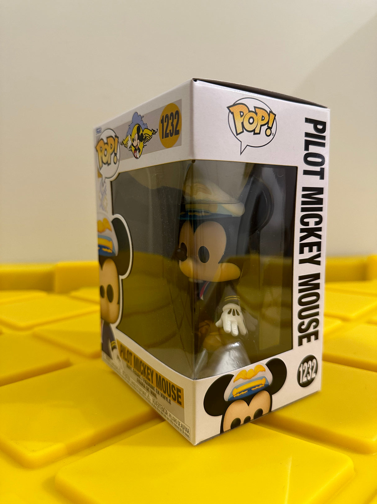 Funko POP! Pilot Mickey Mouse - Limited Edition 2022 D23 Expo Exclusive