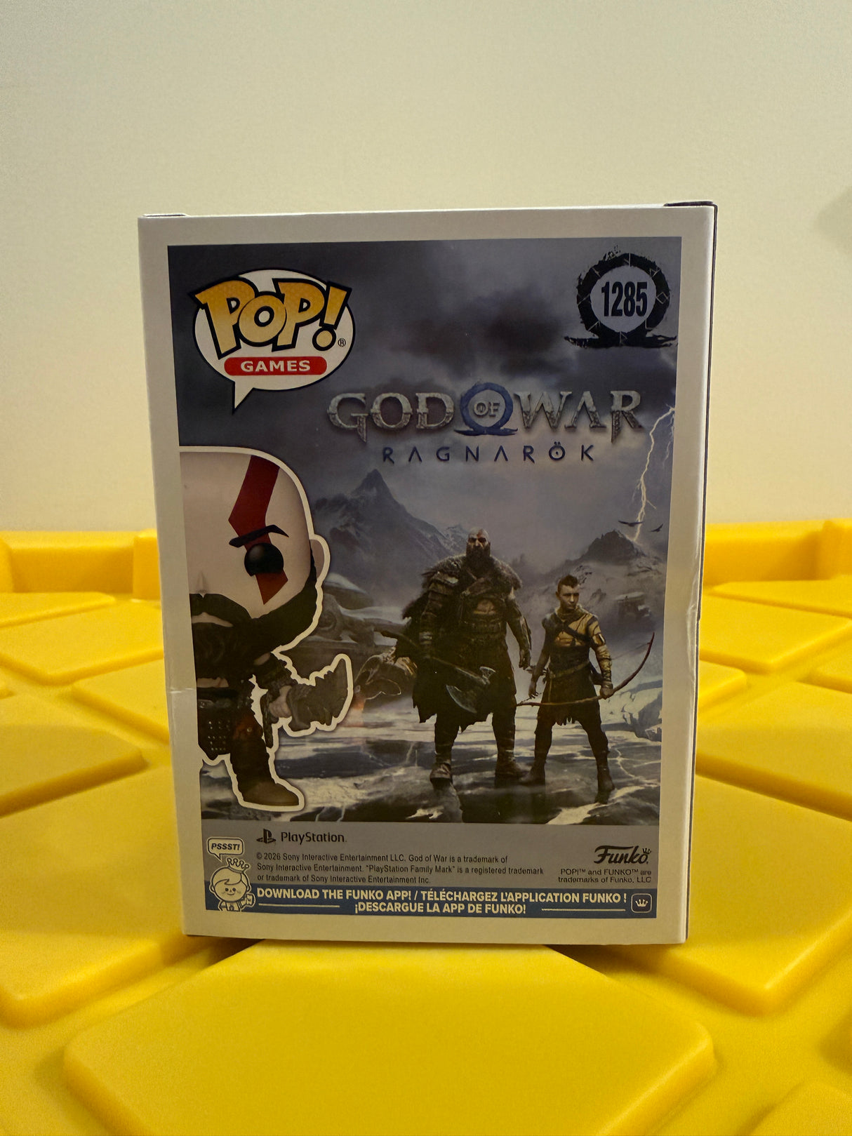 Funko POP! Kratos (with Blades) - Limited Edition Toy Temple Exclusive