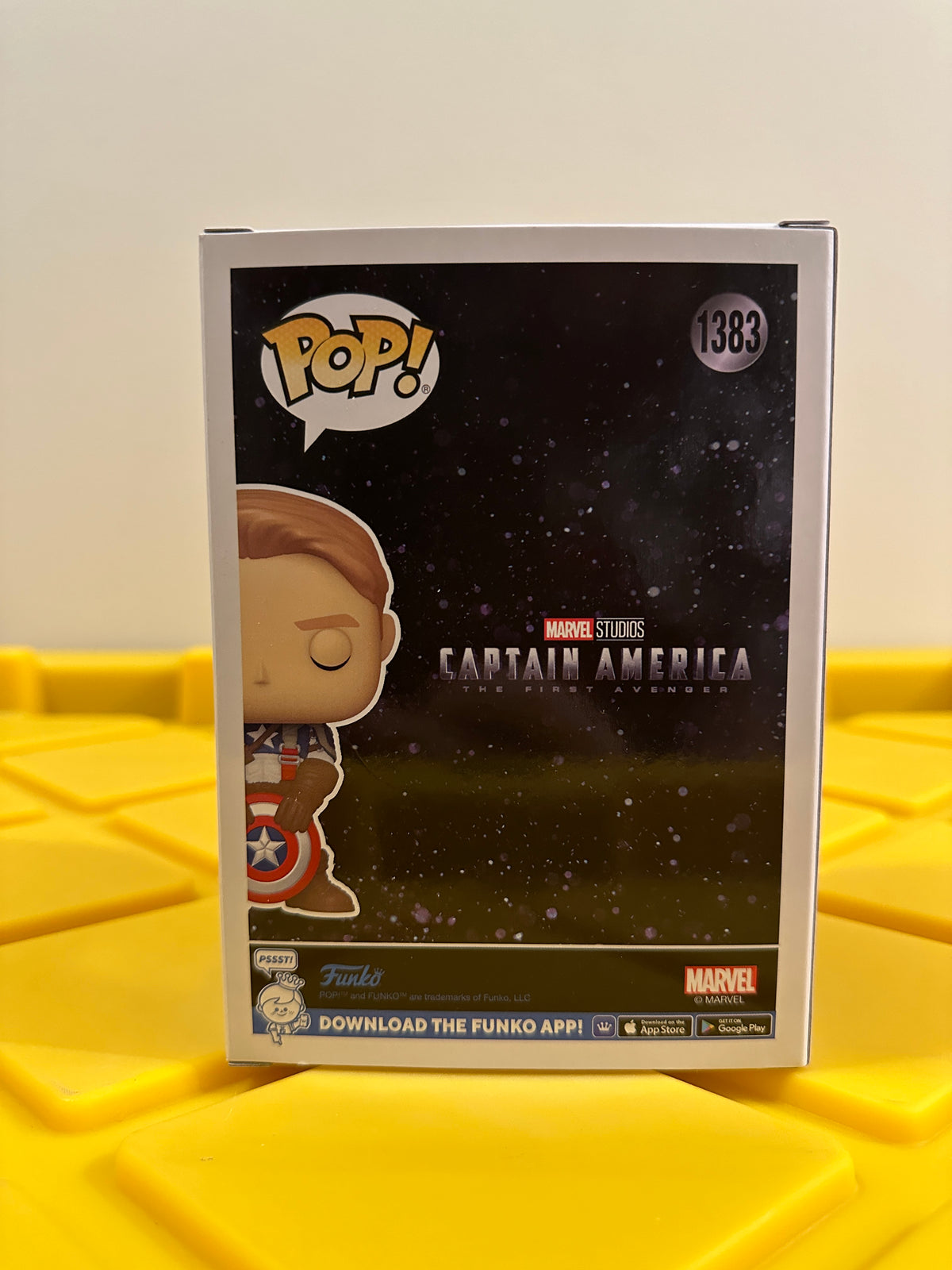 Captain America - Limited Edition Upper Deck Exclusive