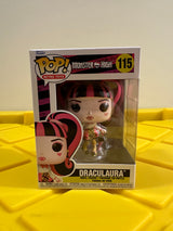 Draculaura