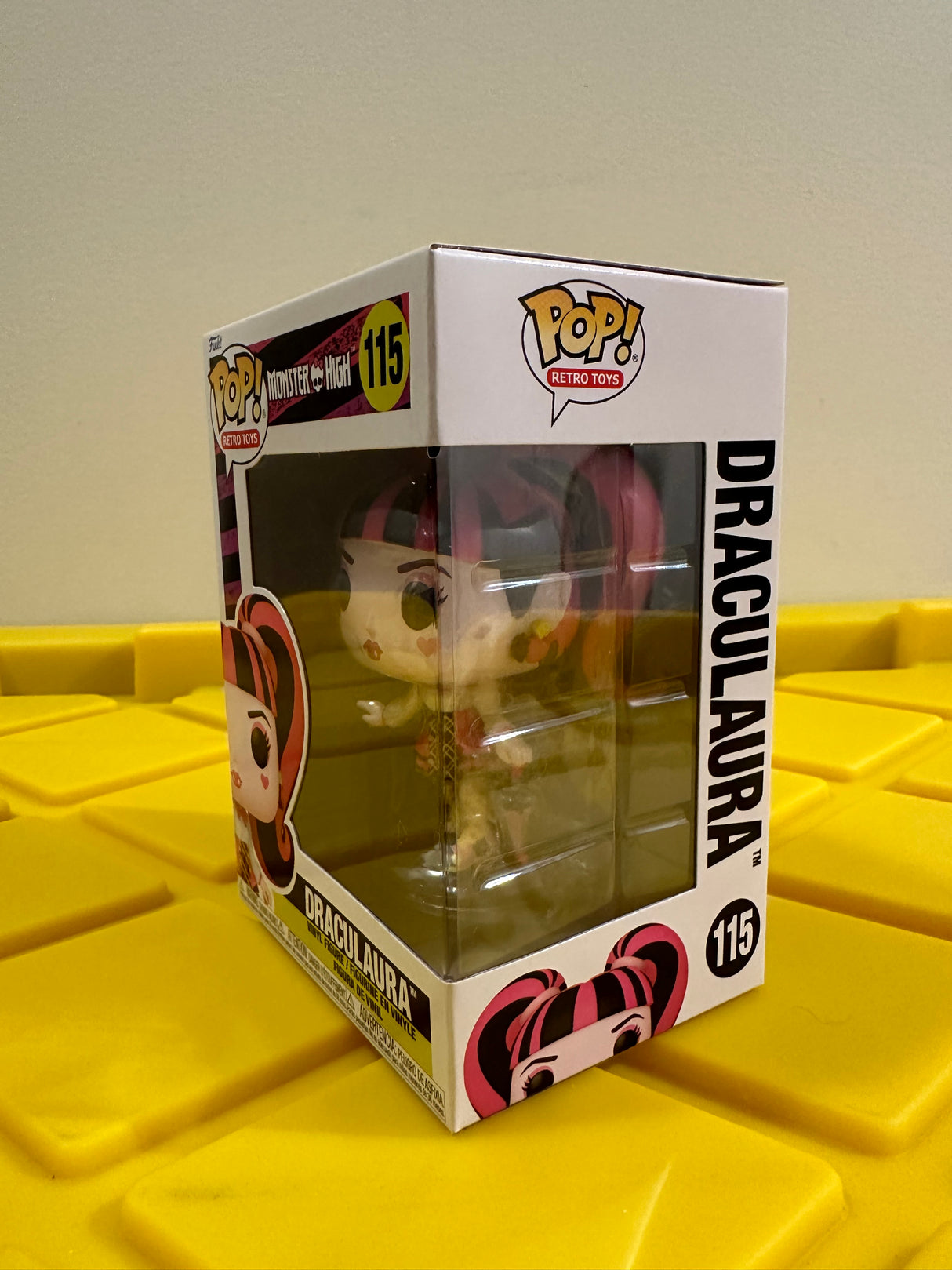 Draculaura