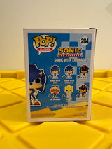 Funko POP! Sonic with Emerald