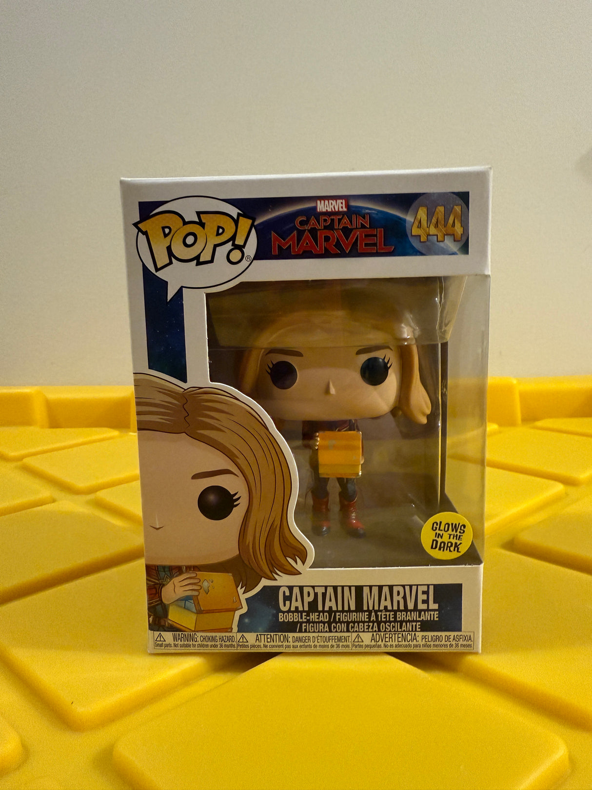Funko POP! Captain Marvel (Glow)