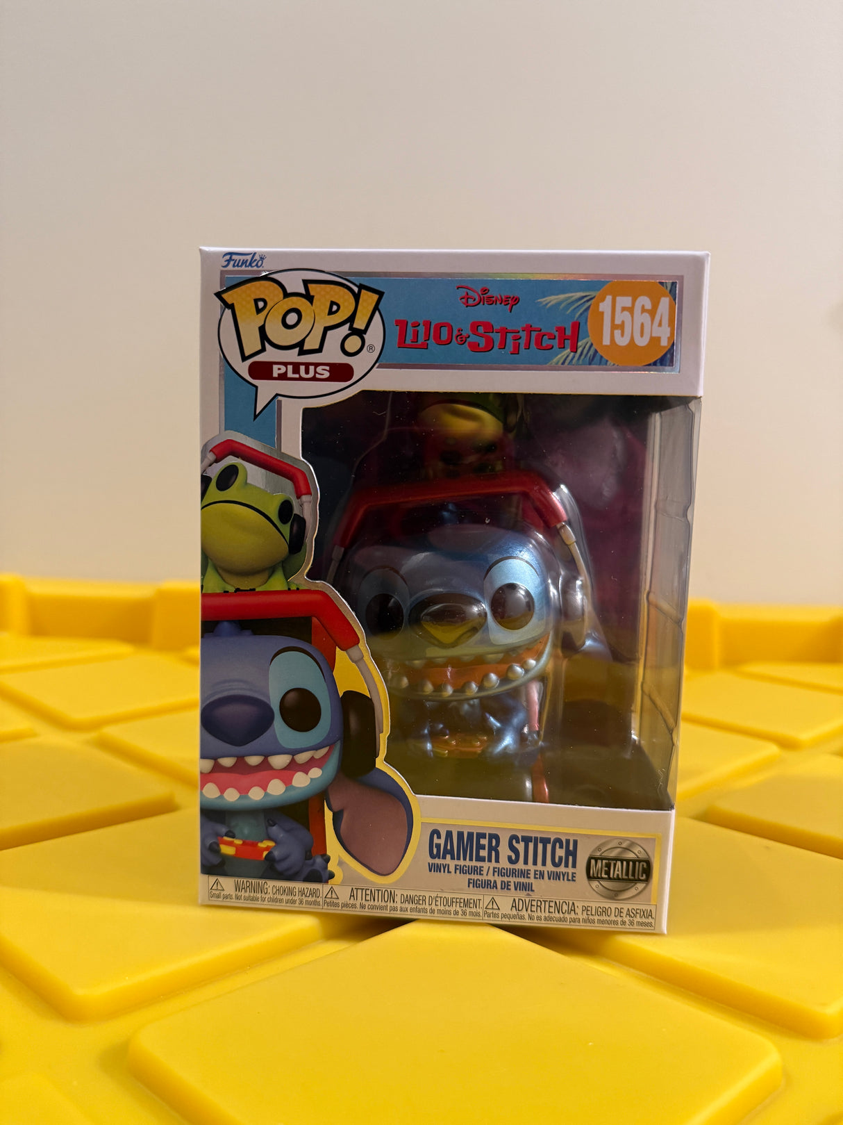 Funko POP! Plus Gamer Stitch (Metallic)