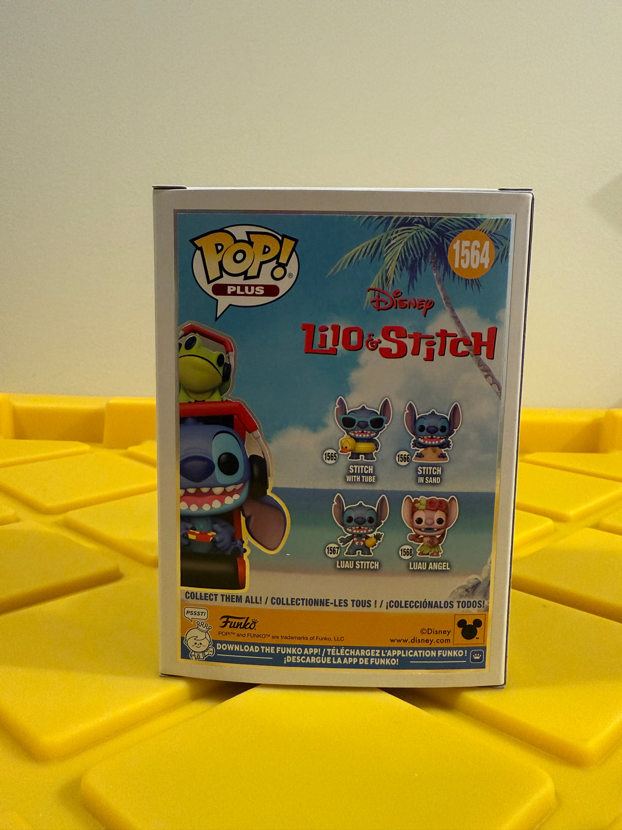 Funko POP! Plus Gamer Stitch (Metallic)