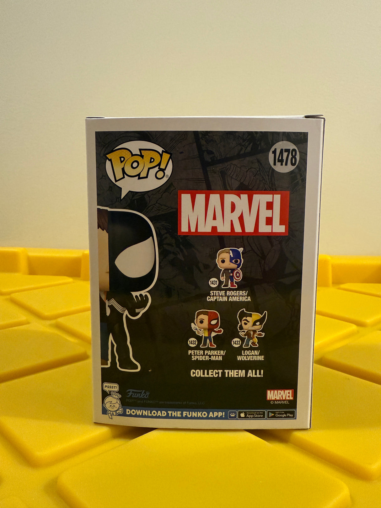 Funko POP! Peter Parker/Symbiotic Suit - Limited Edition Funko Shop Exclusive