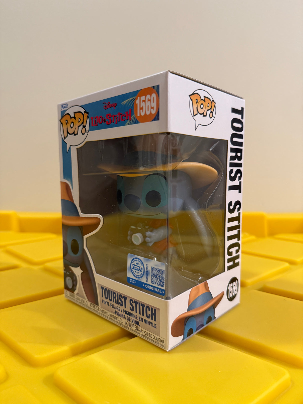 Funko POP! Tourist Stitch - Limited Edition Funko Shop Exclusive