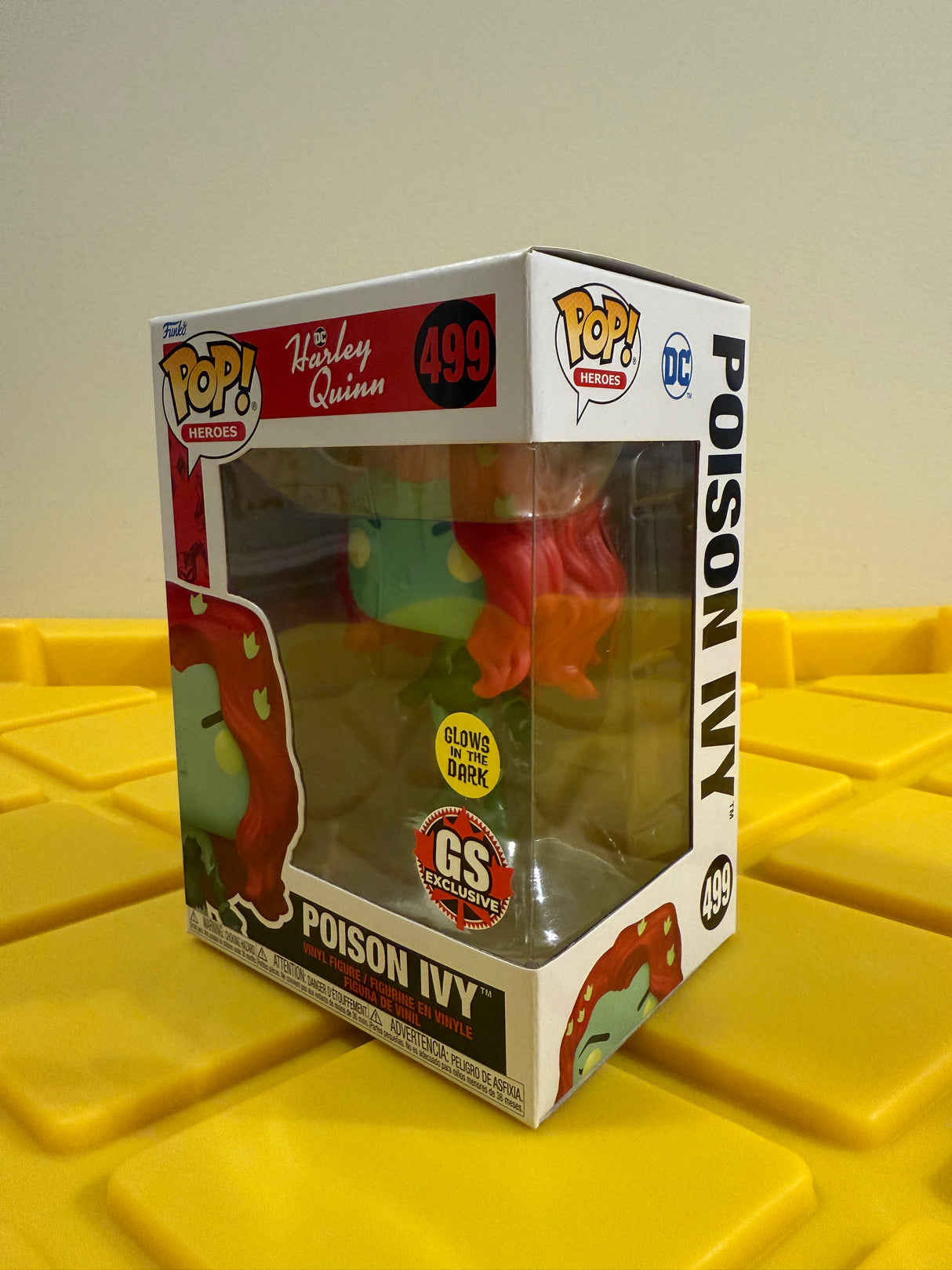 Funko POP! Poison Ivy (Glow) - Limited Edition GameStop Exclusive