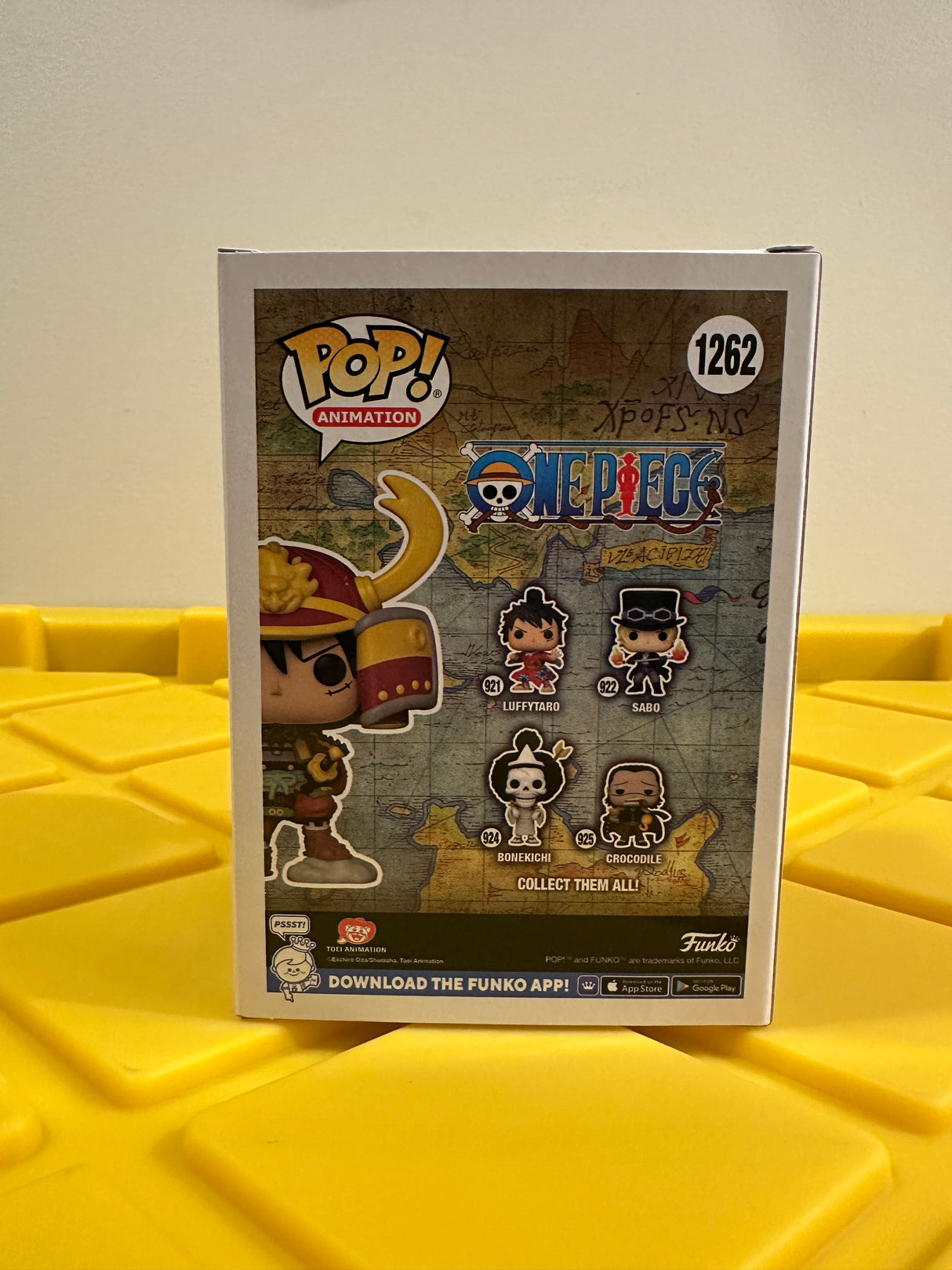 Funko POP! Armored Luffy - Limited Edition Funko Shop Exclusive