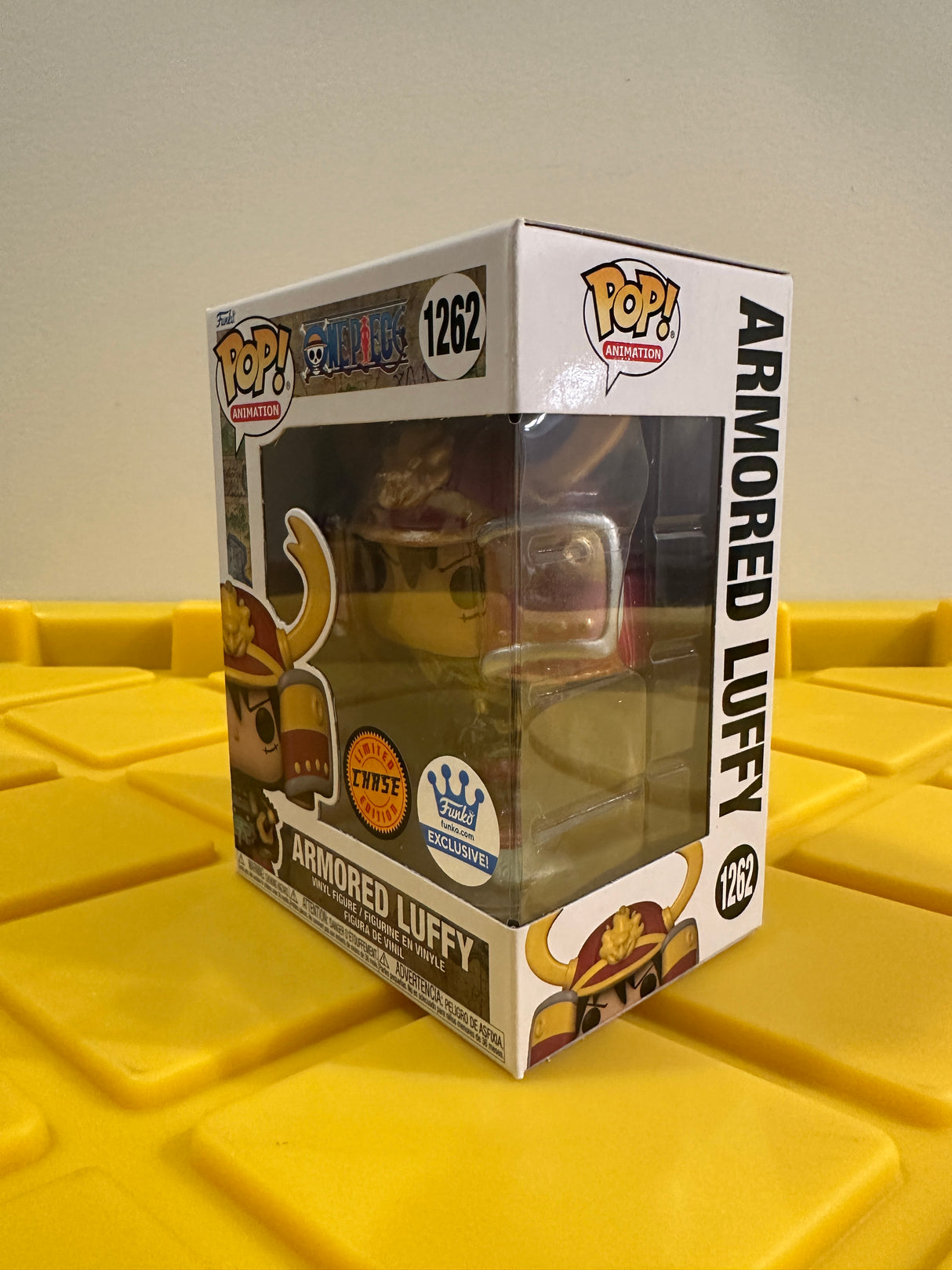 Funko POP! Armored Luffy - Limited Edition Chase - Limited Edition Funko Shop Exclusive