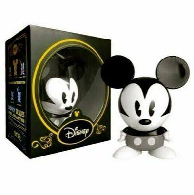 Mickey Mouse (Black & White)