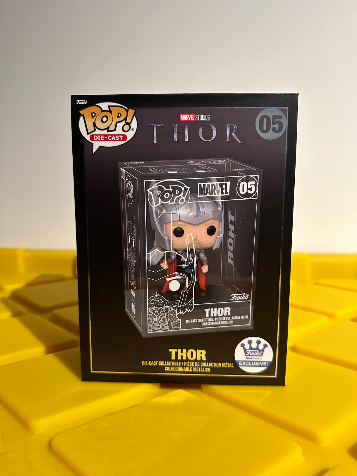 Funko POP! Thor (Die-Cast) - Limited Edition Funko Shop Exclusive (Chance of a Chase)
